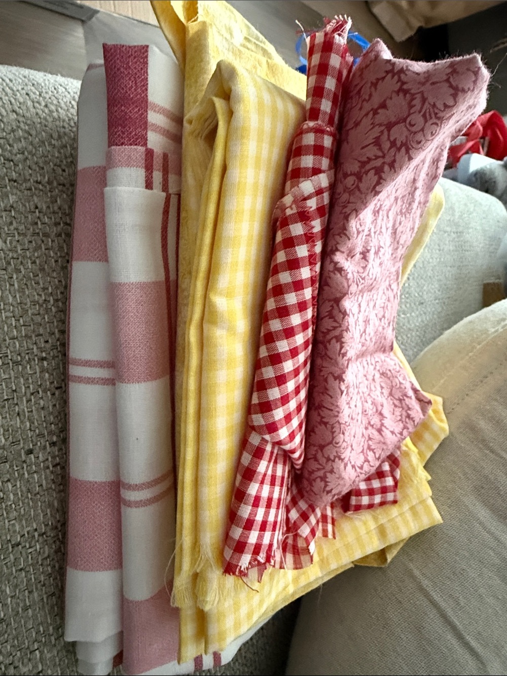 Mixed Pink, Yellow & Red material Bundle